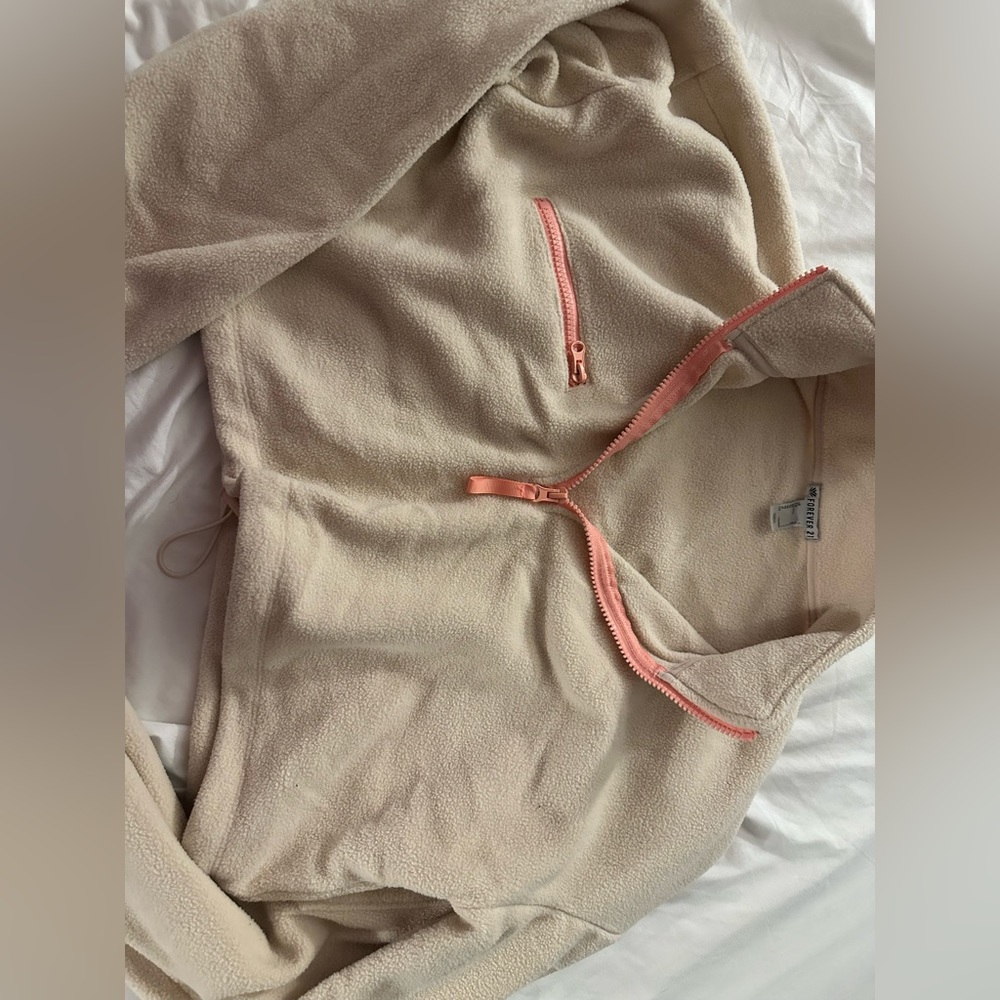 Forever 21 Fleece Cropped Sweater